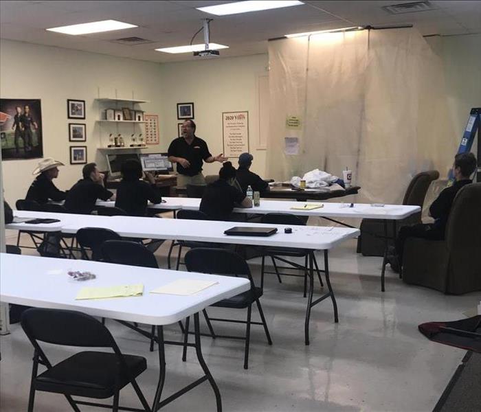 SERVPRO of Mesquite manager teaching a mold certification class to other SERVPRO employees